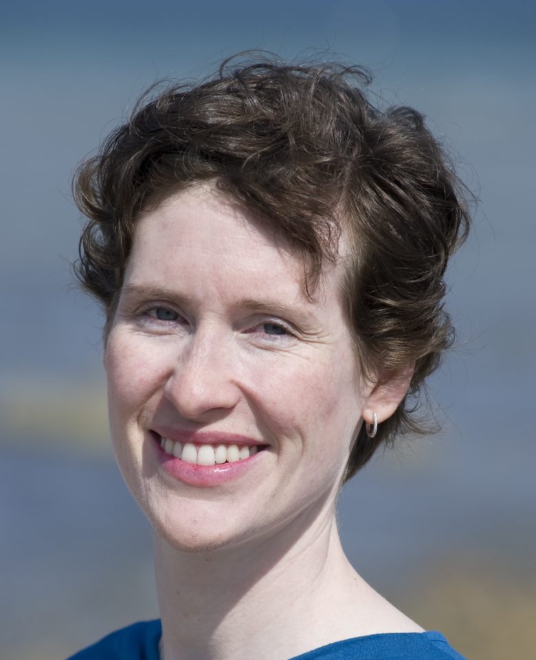 sarah-cooley-bioheadshot