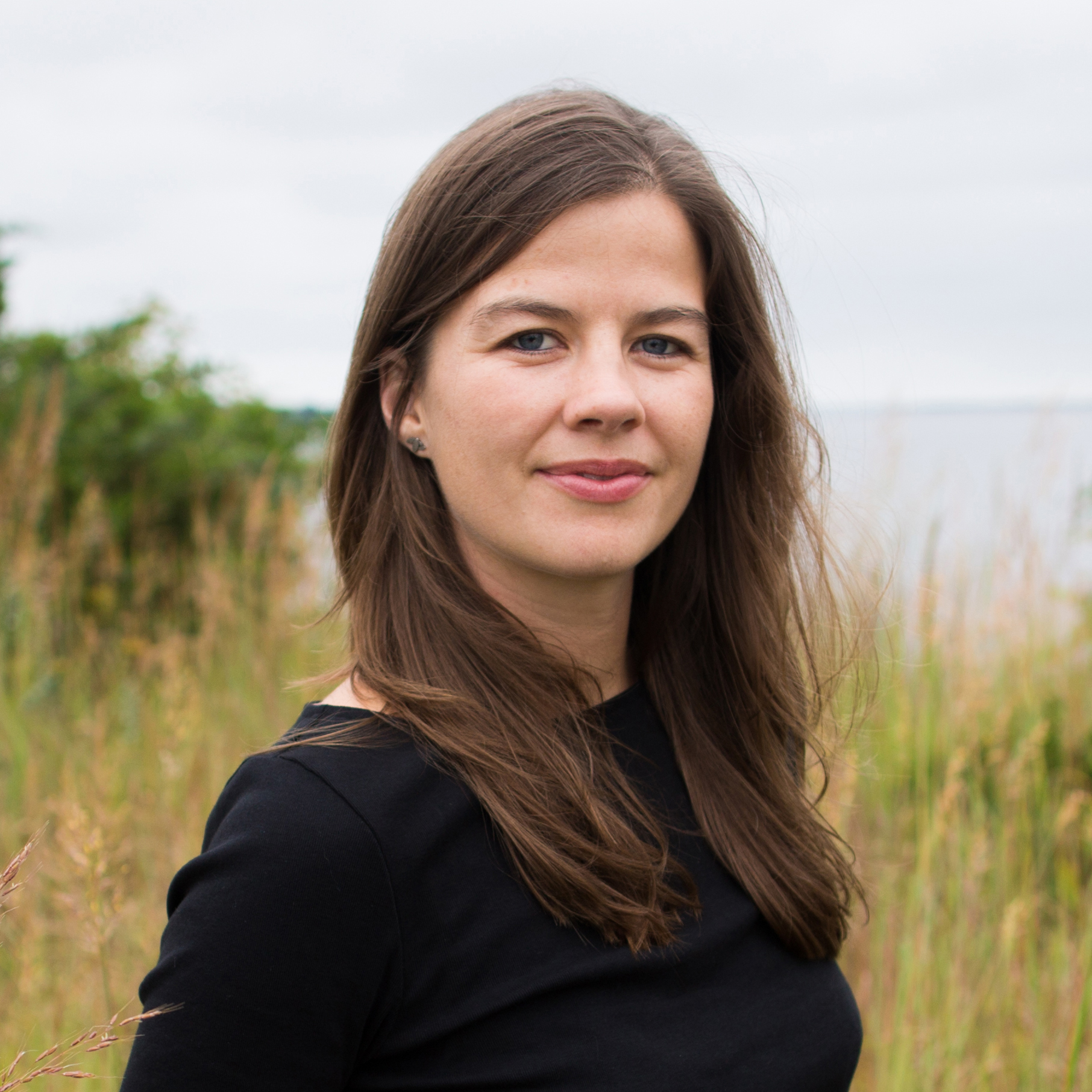 Rush_HeadShot1_cred_Stephanie_Alvarez_Ewens