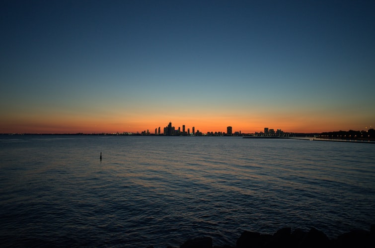 photo-1543335463-ded059ff65c2