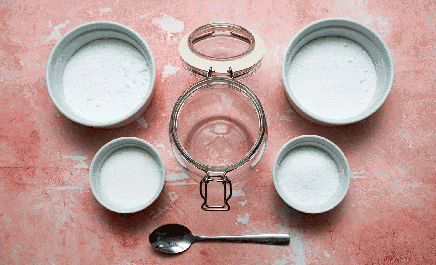 Animated gif of homemade dishwashing detergent.